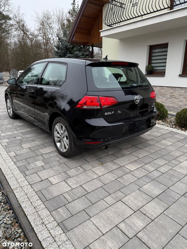 Volkswagen Golf 1.6 TDI DPF BlueMotion - 4