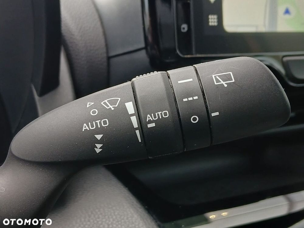Toyota Yaris Cross Hybrid 1.5 Comfort 4x4 - 31