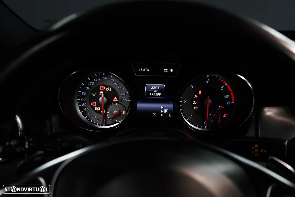 Mercedes-Benz CLA 220 d Shooting Brake AMG Line Aut. - 21