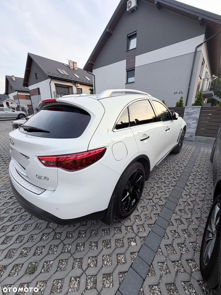 Infiniti QX70 3.7 Sport Tech - 6