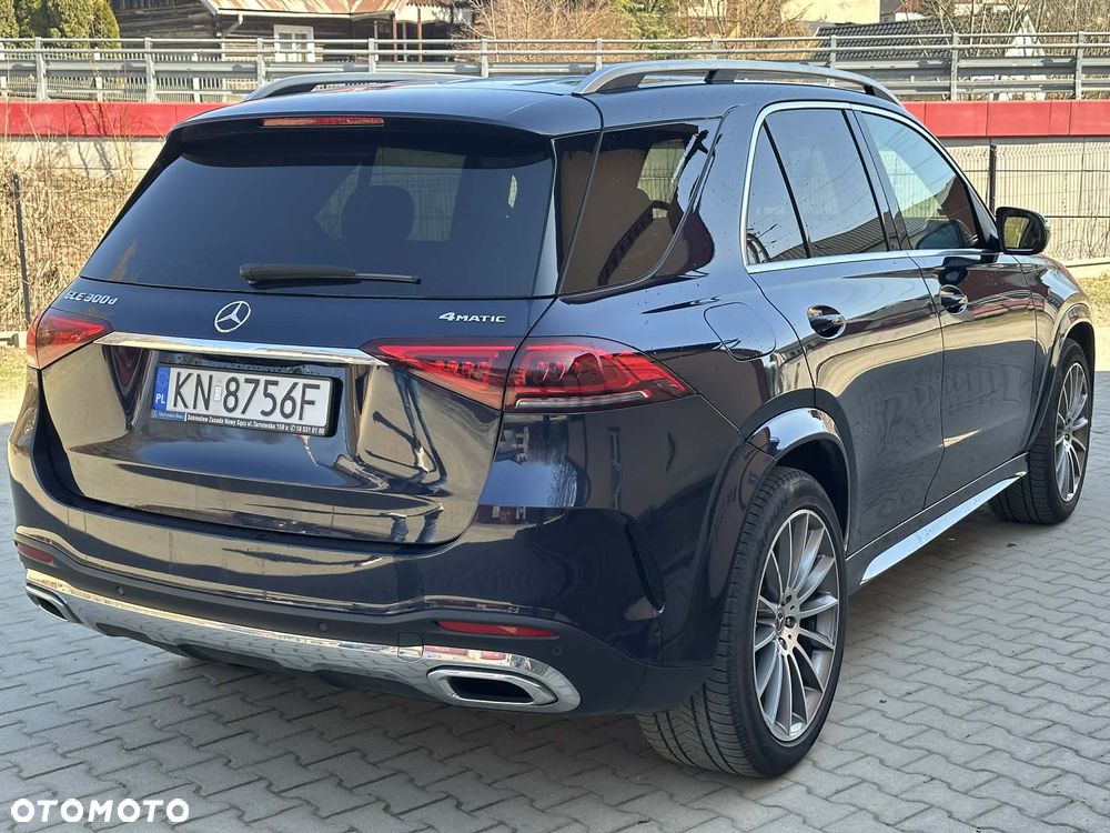 Mercedes-Benz GLE - 12