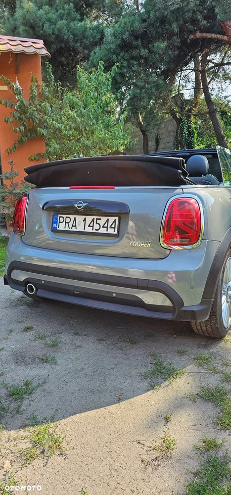 MINI Cooper Cabrio - 4