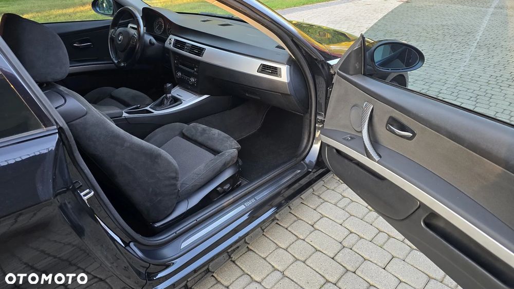 BMW Seria 3 320d DPF - 18