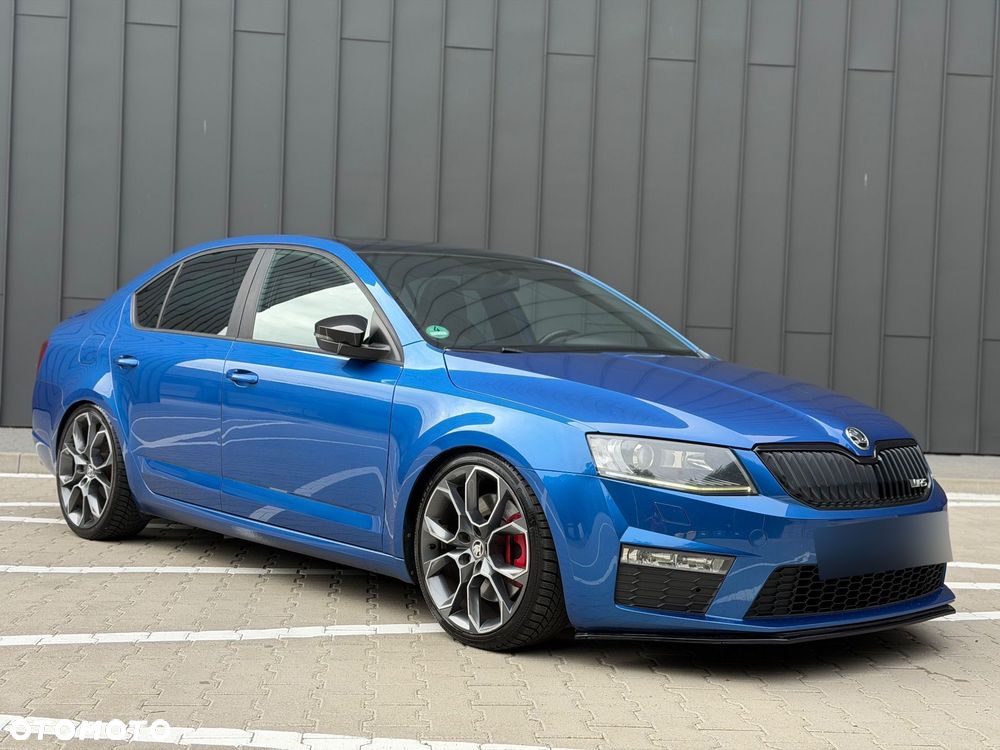 Skoda Octavia 2.0 TDI DSG RS - 3