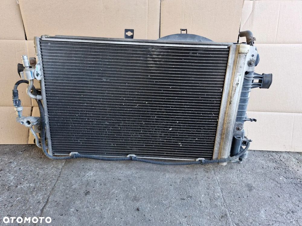 Chłodnice komplet wody klimatyzacji Opel Astra H Zafira B 1.6 1.8