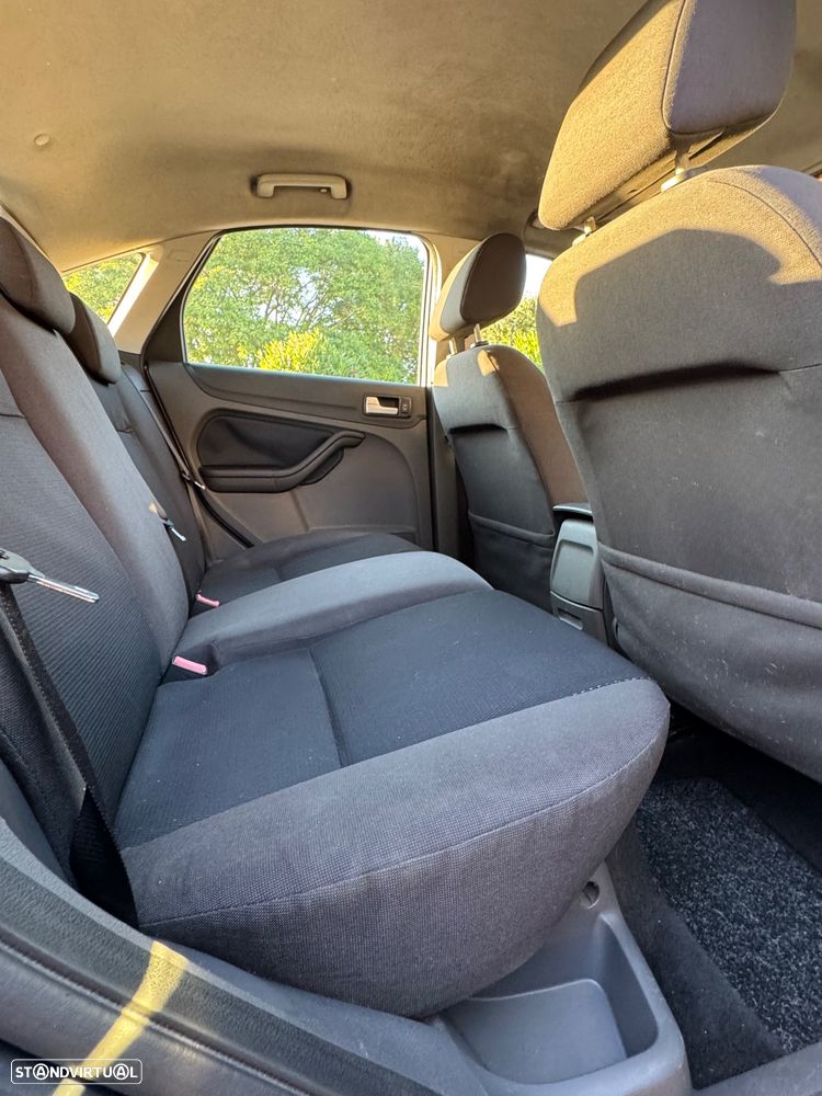 Ford Focus 1.6 TDCi Sport - 38