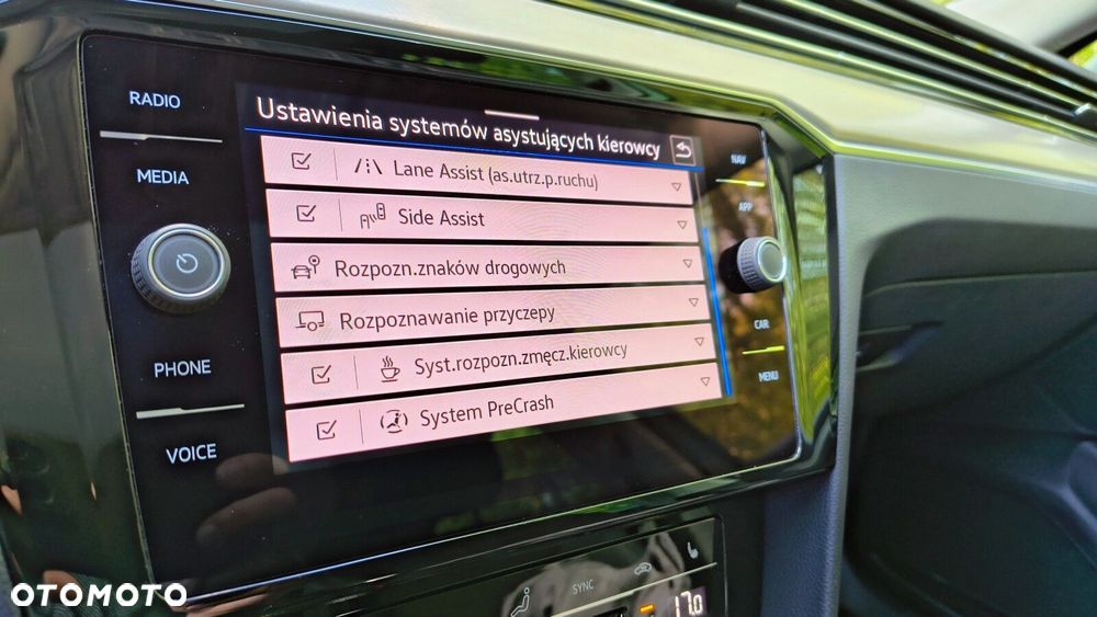 Volkswagen Passat Variant - 21