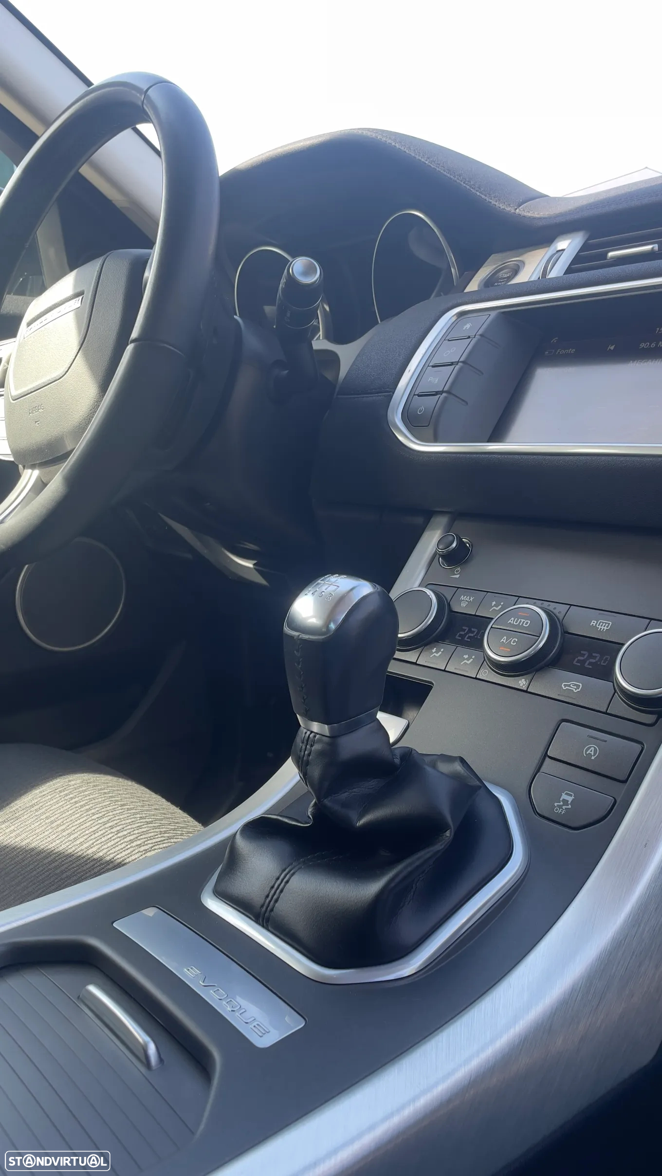 Land Rover Range Rover Evoque 2.0 TD4 Pure - 16