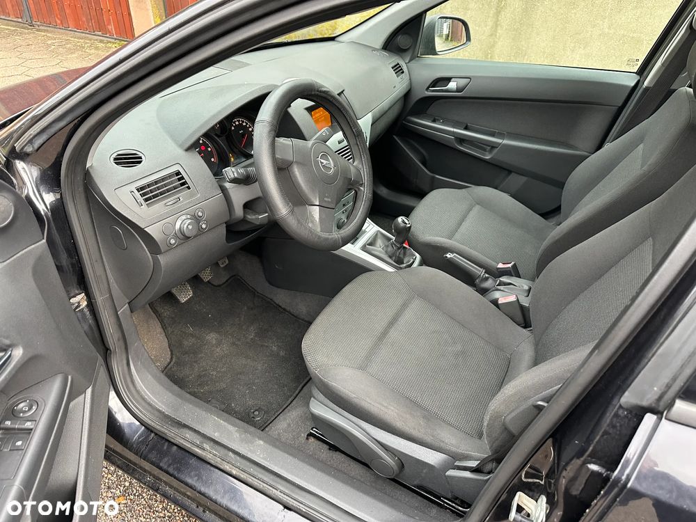 Opel Astra 1.7 CDTI DPF Design Edition - 16