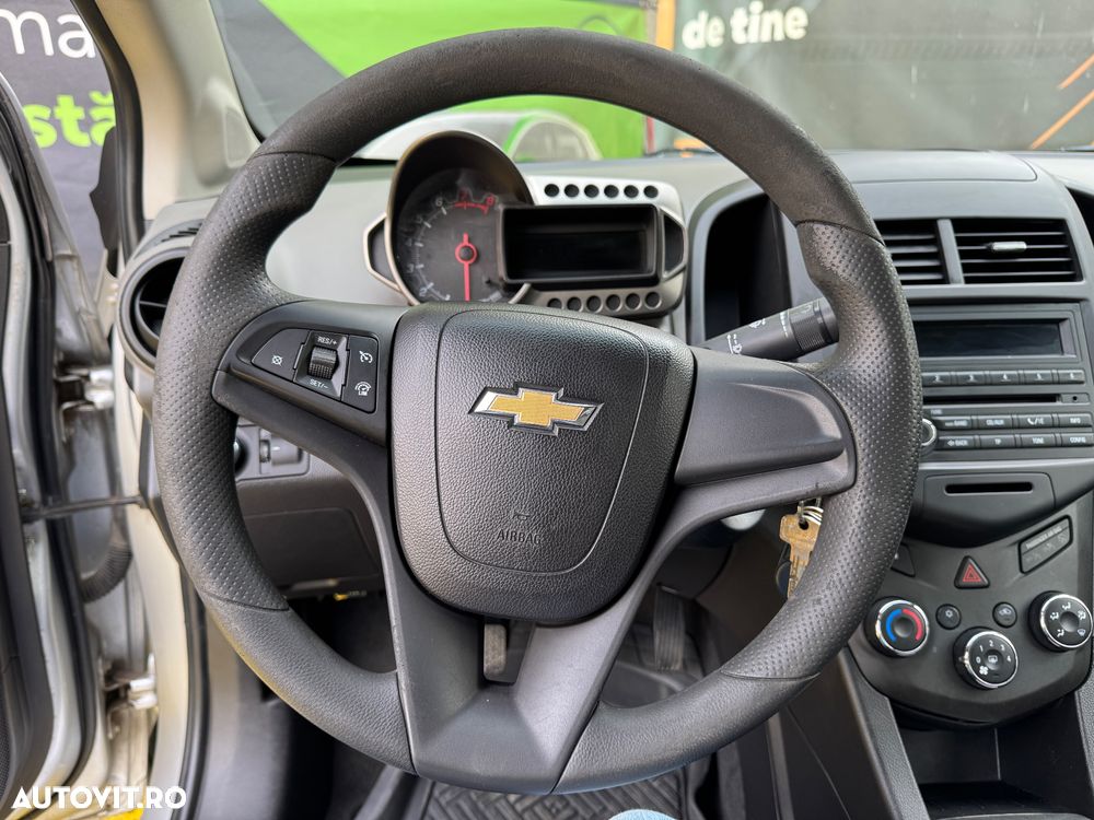 Chevrolet Aveo - 10