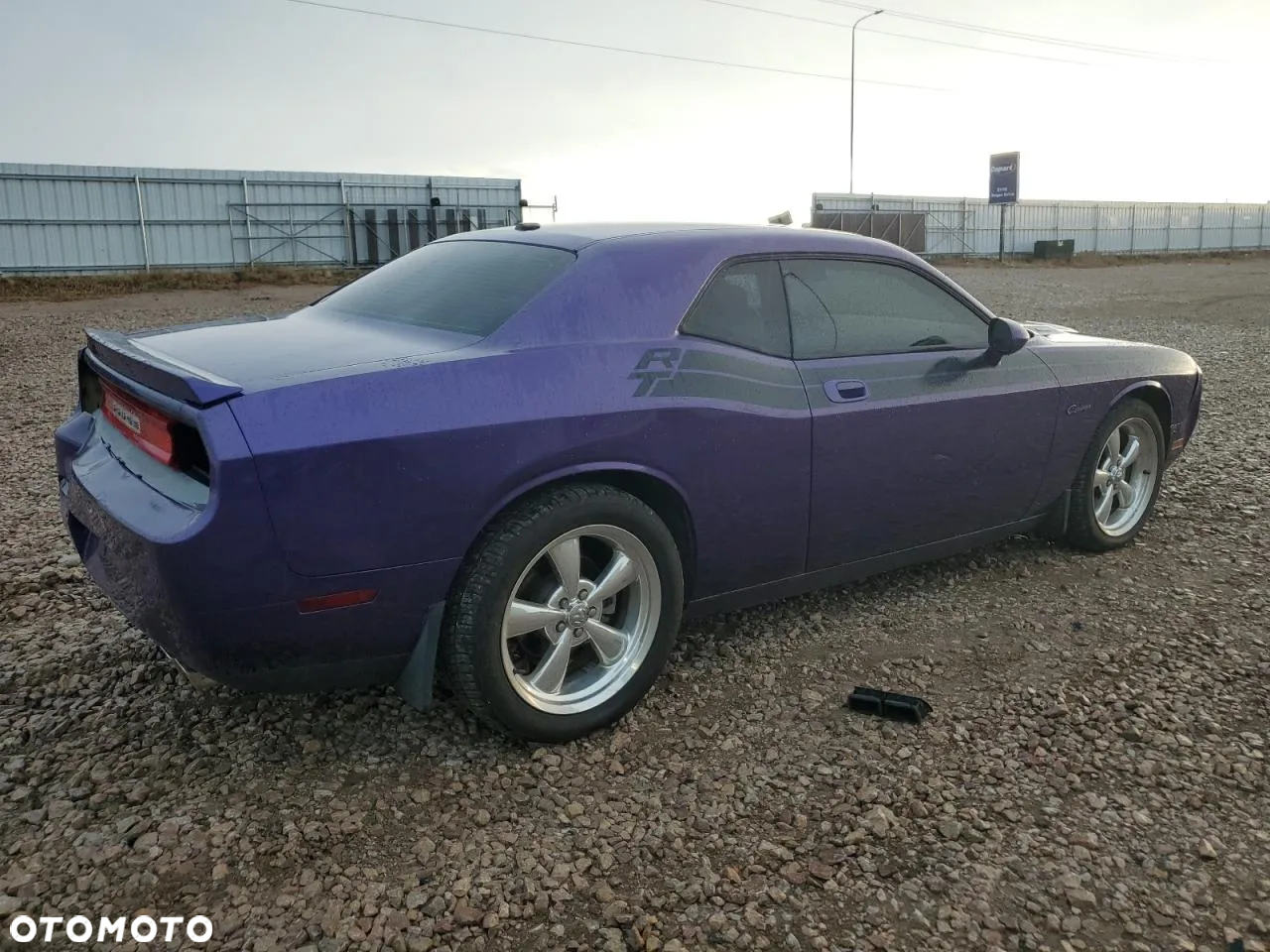 Dodge Challenger - 4