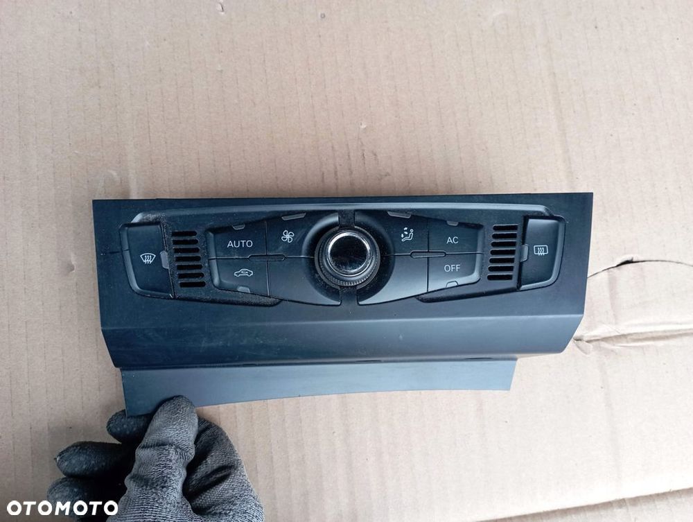AUDI A5 8T PANEL NAWIEWU KLIMATYZACJI 8T1820043AM - 1