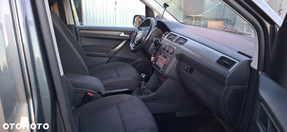 Volkswagen Caddy 2.0 TDI Highline - 13