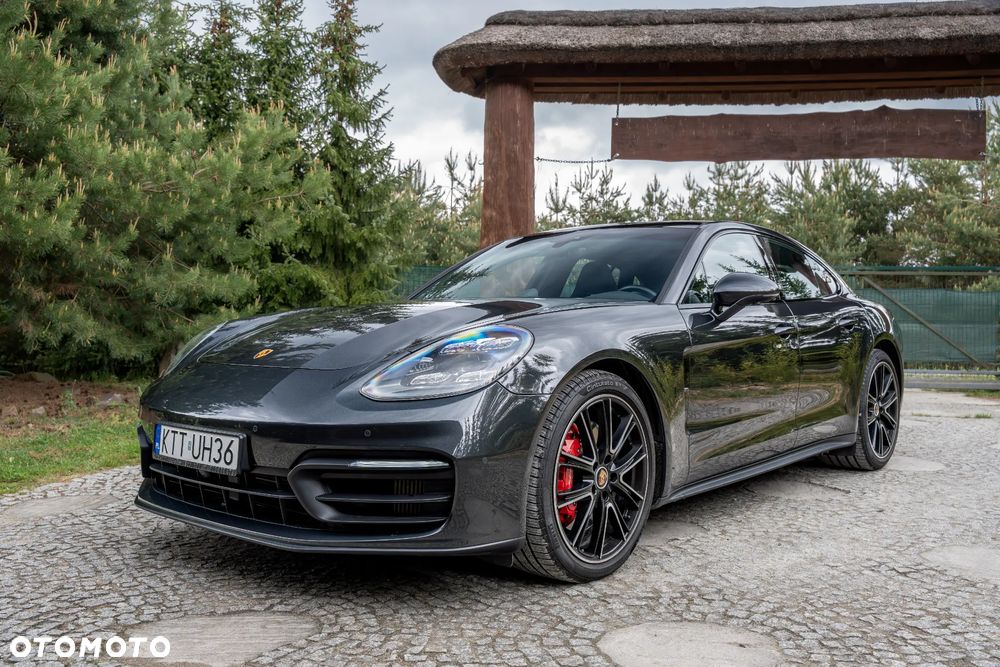 Porsche Panamera 4S - 13