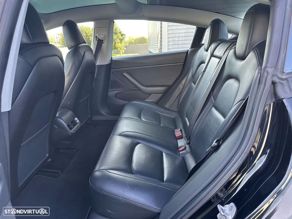 Tesla Model 3 - 46