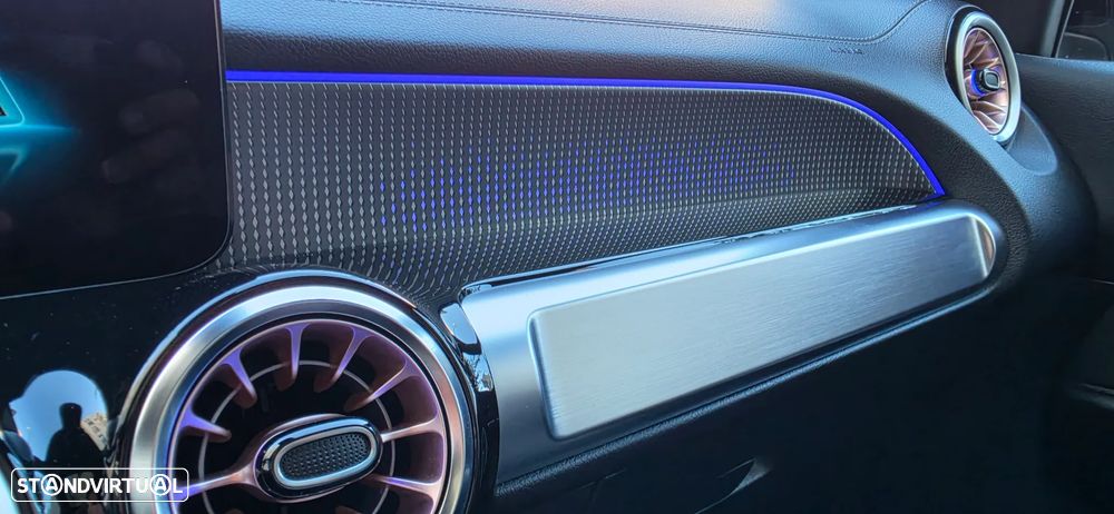 Mercedes-Benz EQB 250 Electric Art - 42