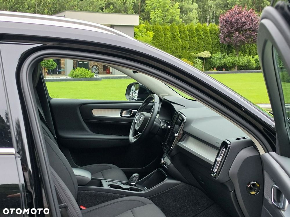 Volvo XC 40 - 29