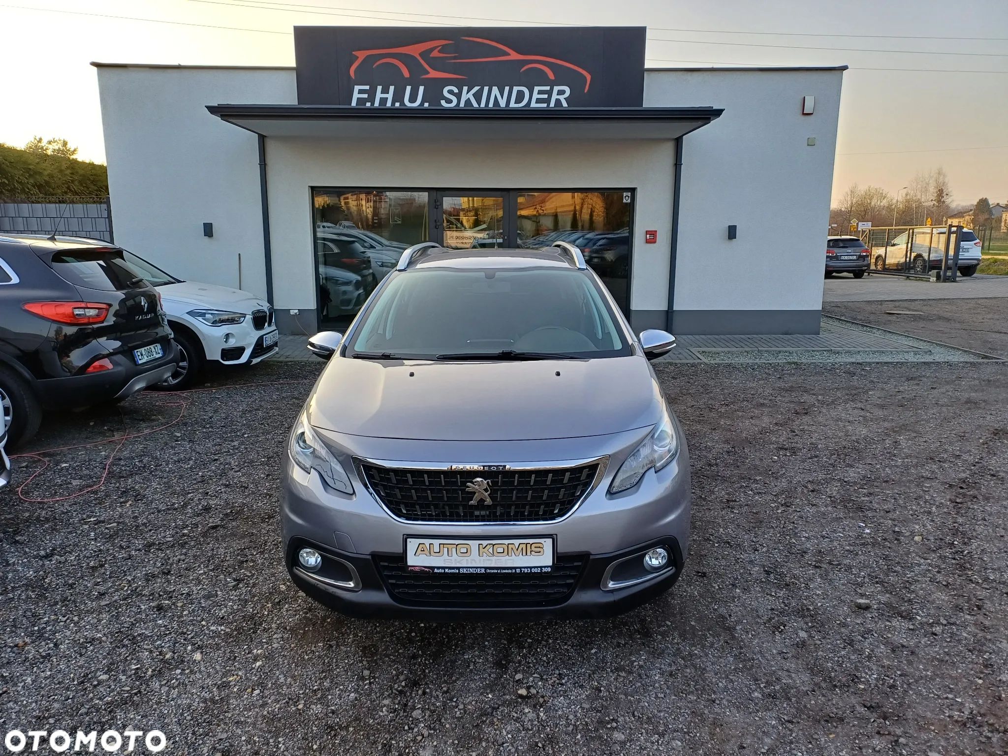 Peugeot 2008 1.2 Pure Tech Style - 1