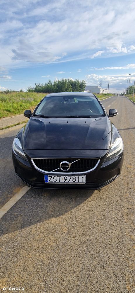 Volvo V40 D2 Momentum - 2