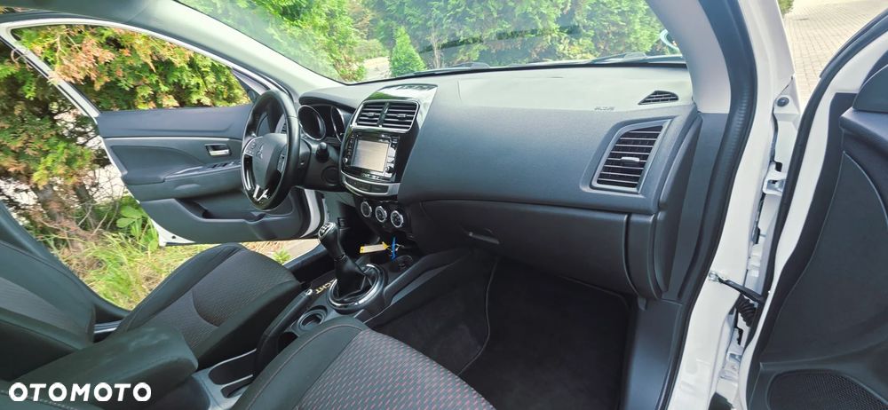 Mitsubishi ASX 1.6 2WD Comfort Edition - 37