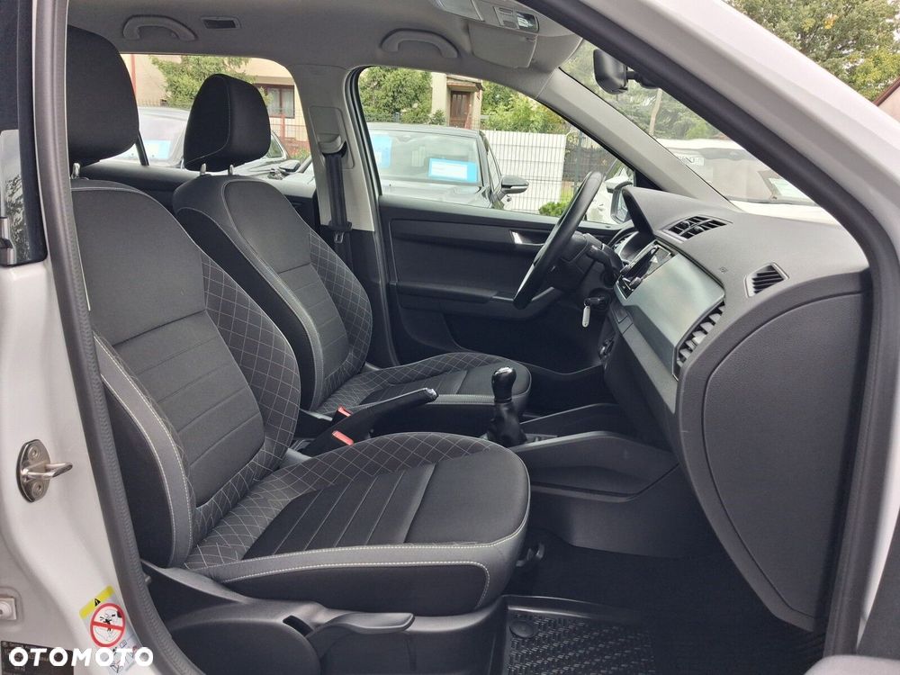 Skoda Fabia 1.0 TSI Ambition - 11