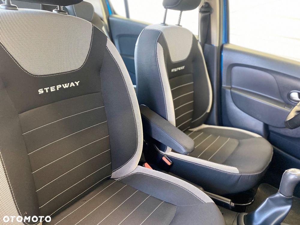 Dacia Sandero 0.9 TCe Laureate S&S - 13