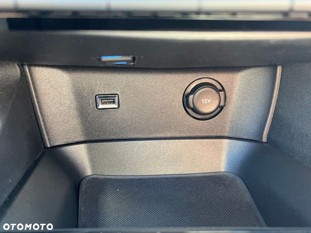 Peugeot 3008 1.6 PureTech GPF GT Line S&S EAT8 - 30