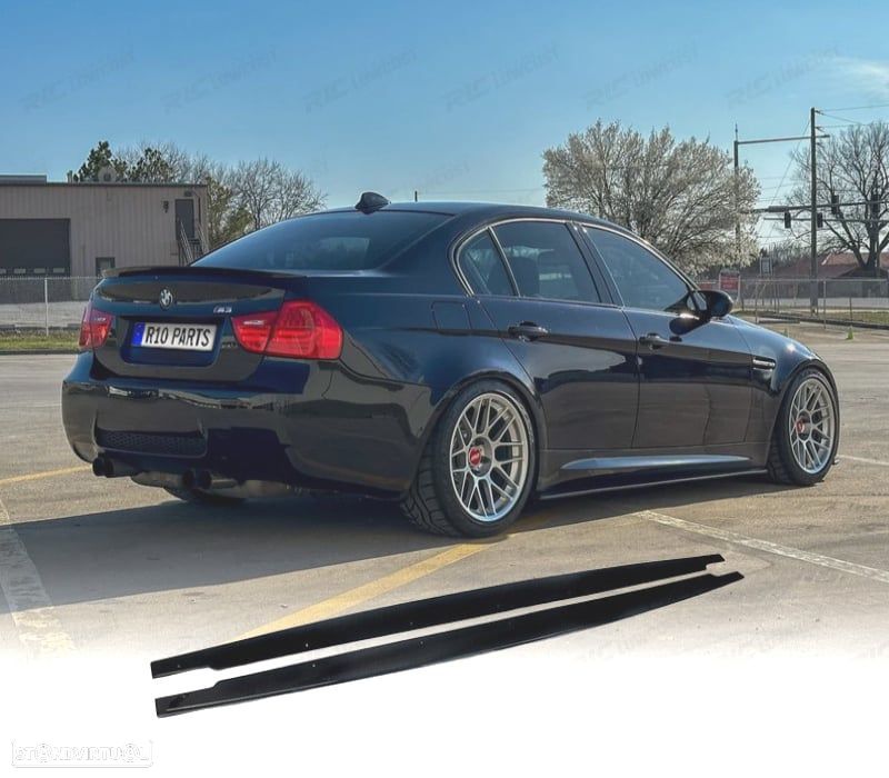 EXTENSÕES DE EMBALADEIRAS BMW E90 E92 E93 05-13 LOOK M PERFORMANCE PRETO BRILHANTE - 1