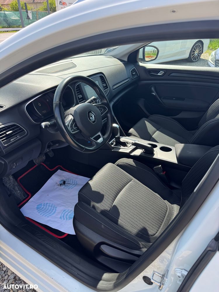 Renault Megane - 8