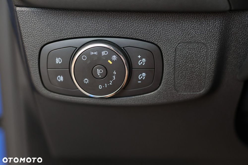 Ford Focus - 36