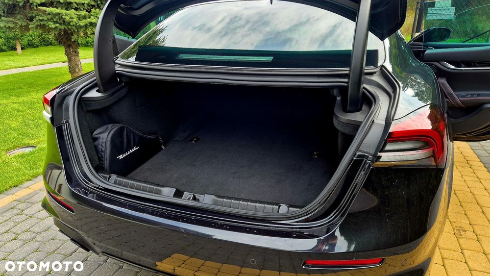 Maserati Ghibli Modena - 15