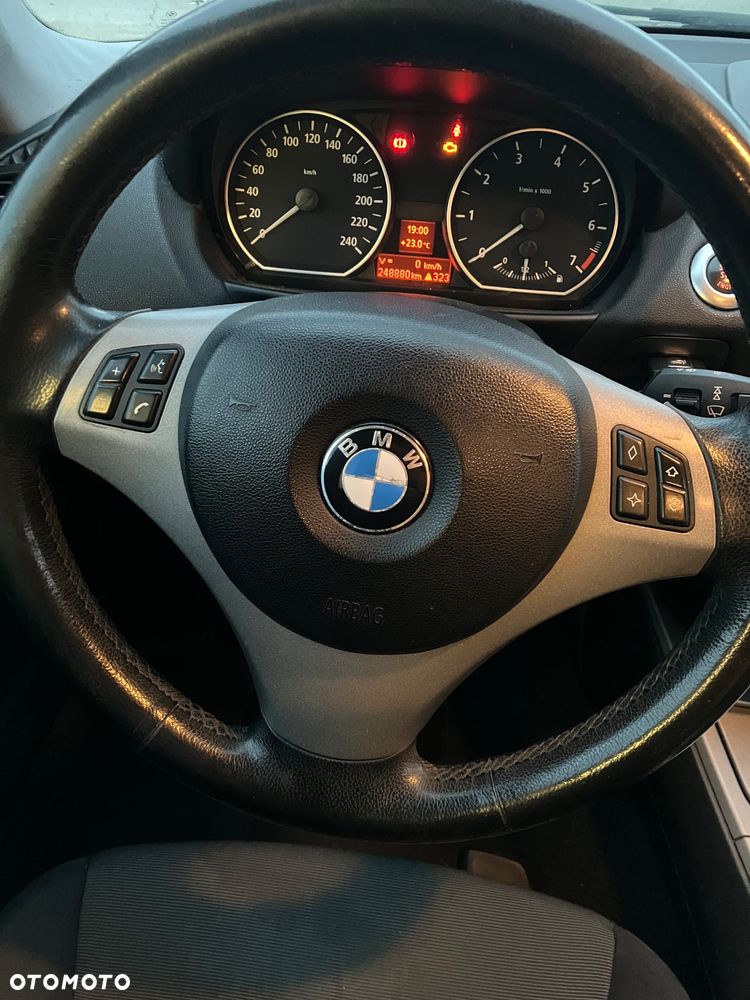 BMW Seria 1 116i - 9