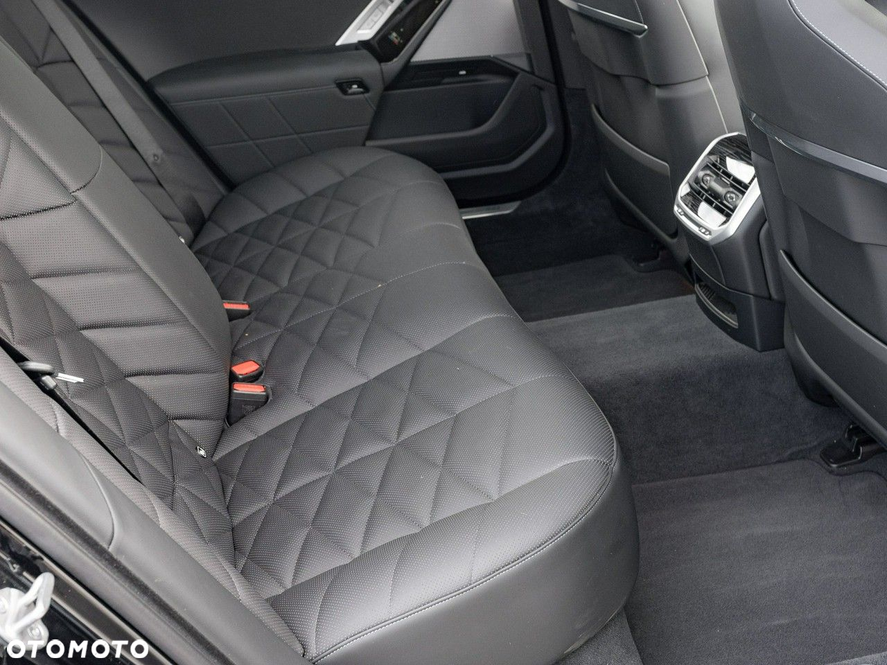 BMW Seria 7 - 29
