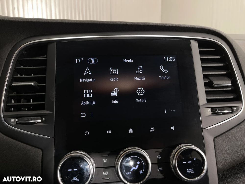 Renault Megane TCe EDC Zen - 17