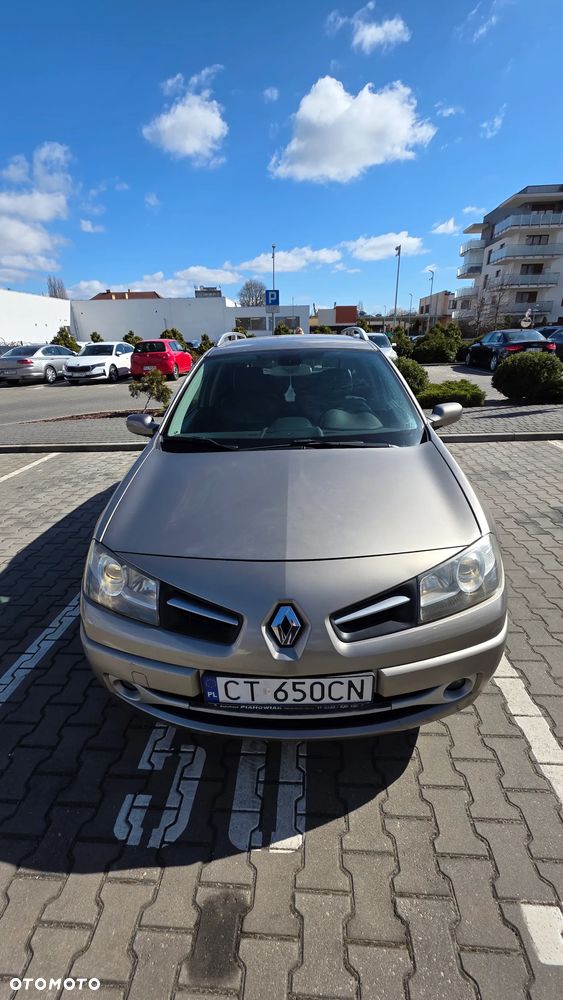 Renault Megane 1.6 Dynamique - 9