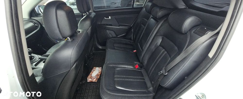 Kia Sportage 2.0 CRDI XL - 15