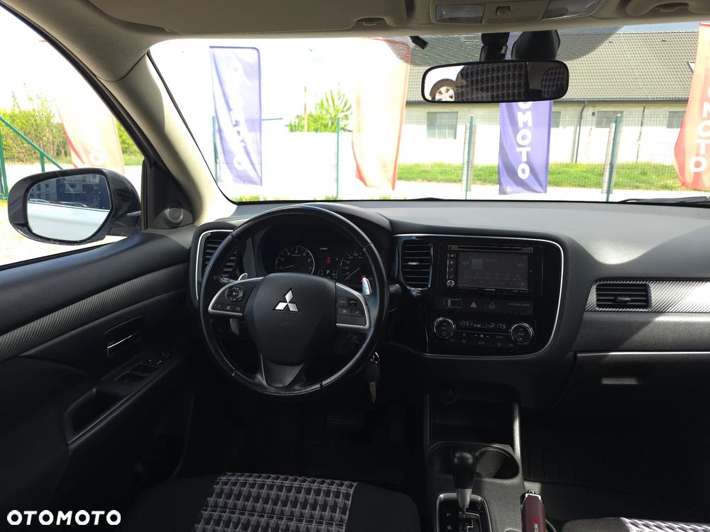 Mitsubishi Outlander 2.0 4WD CVT Edition+ - 35