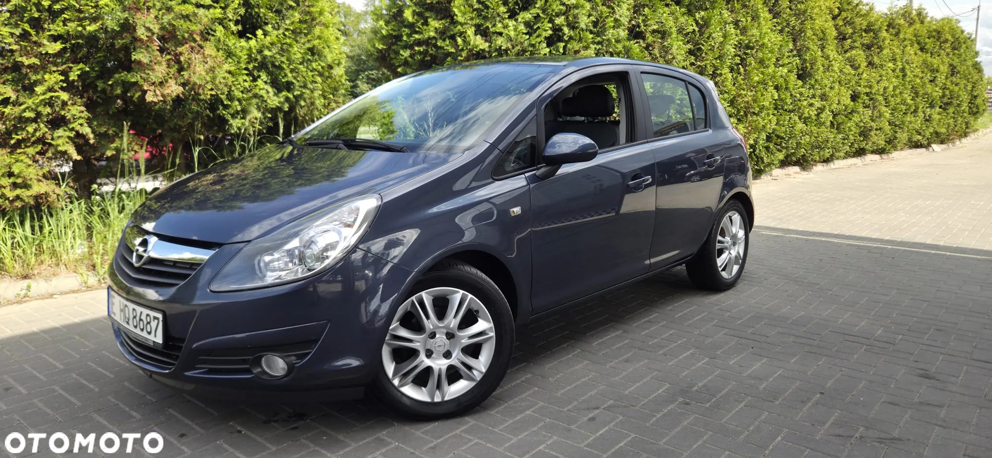 Opel Corsa 1.4 16V Cosmo - 2