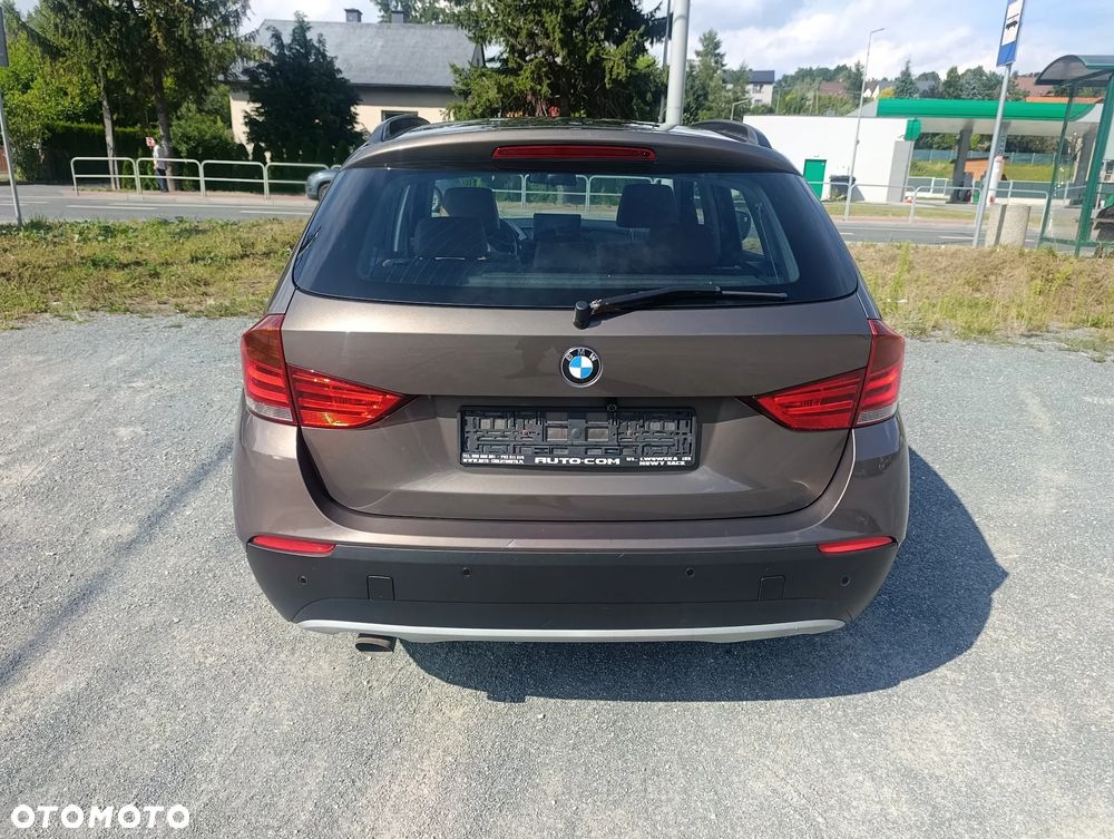 BMW X1 sDrive18d xLine - 9