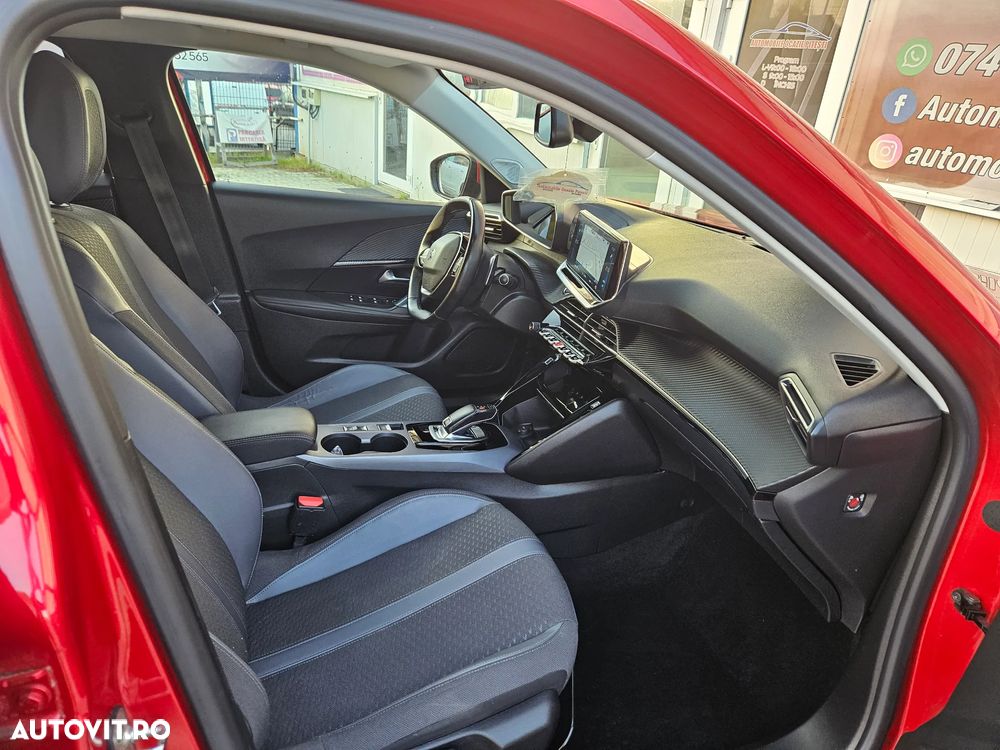 Peugeot 2008 1.5 BlueHDI EAT8 STT Allure Pack - 27