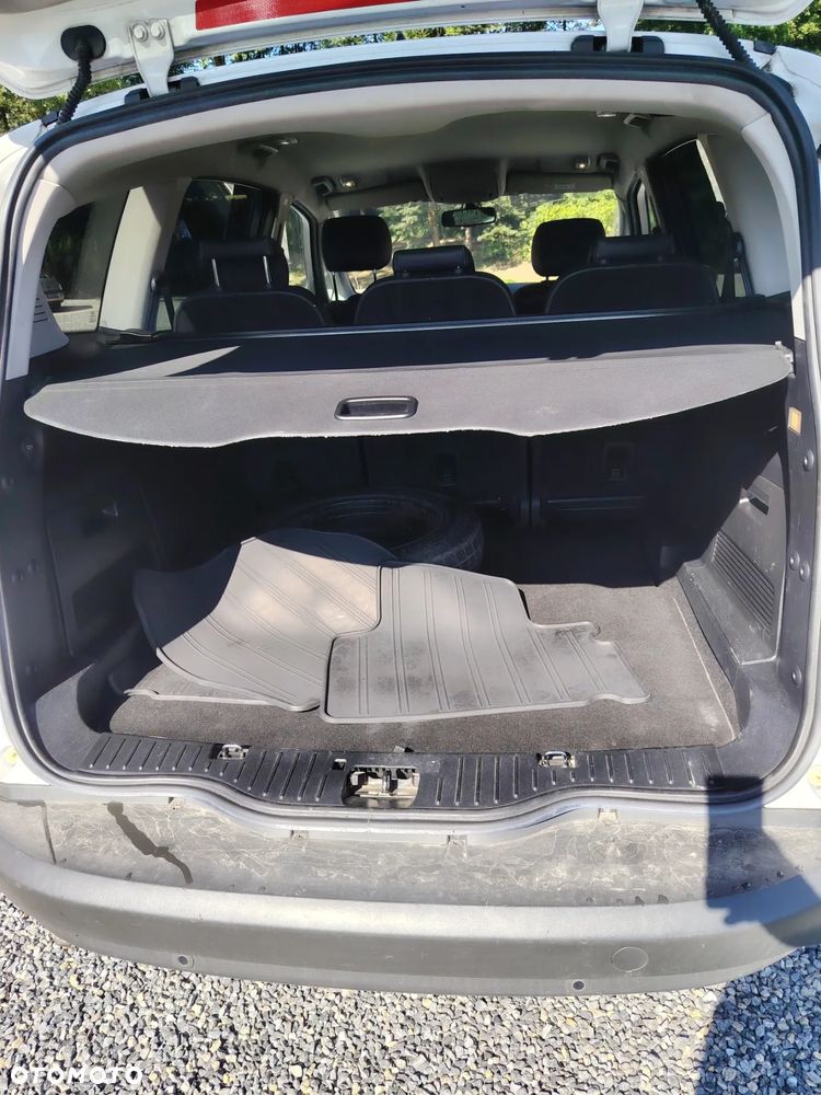 Ford S-Max 2.0 TDCi DPF Titanium - 9
