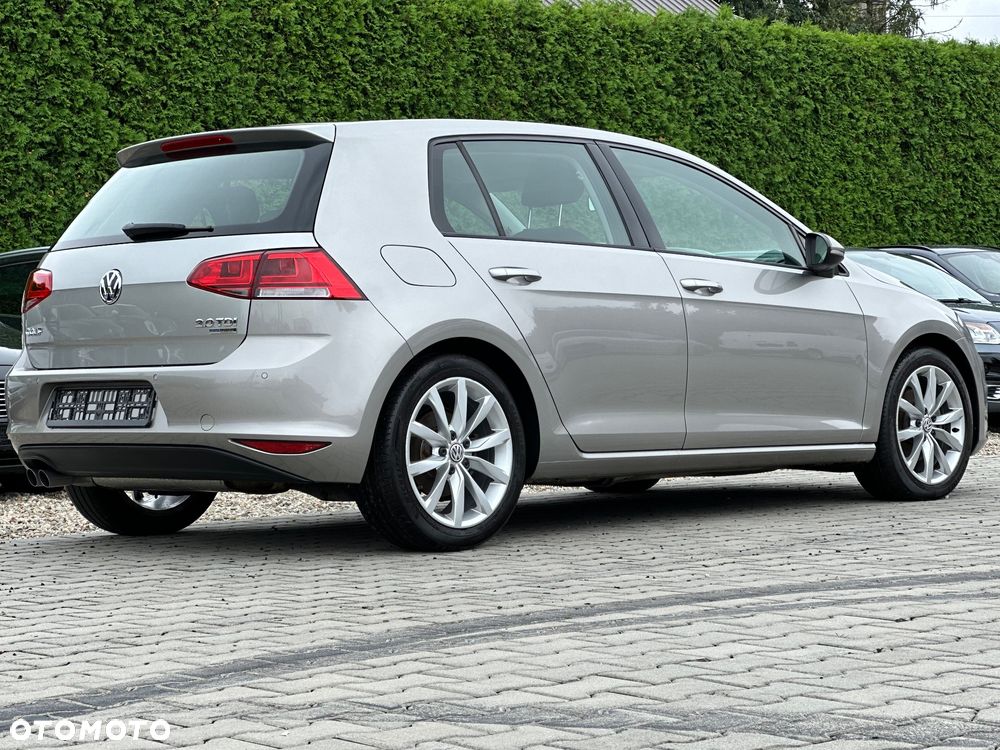 Volkswagen Golf 2.0 TDI BlueMotion Technology Highline - 9
