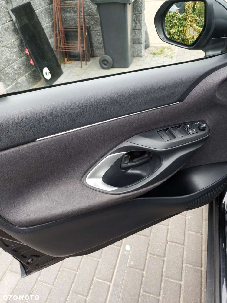 Toyota Yaris Cross Hybrid 1.5 Comfort - 22