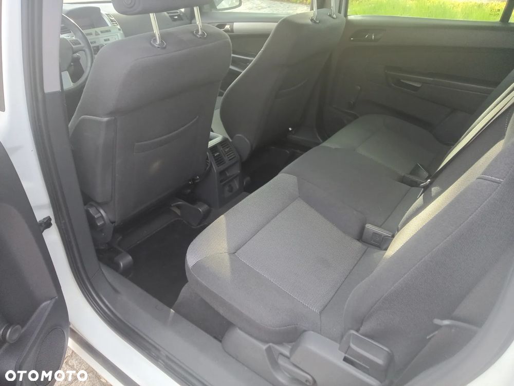 Opel Zafira 1.6 Cosmo - 6