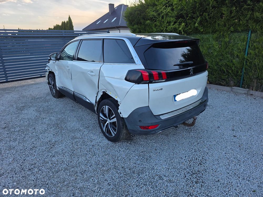 Peugeot 5008 BlueHDi 120 EAT6 Allure - 4
