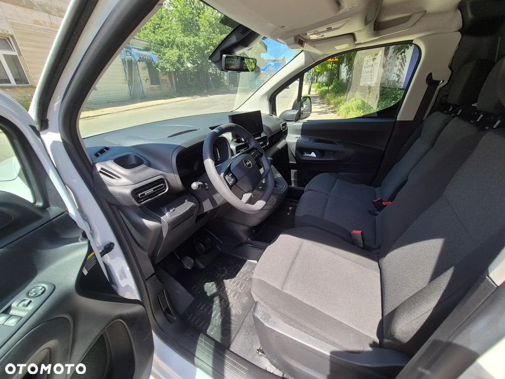 Opel Combo - 12