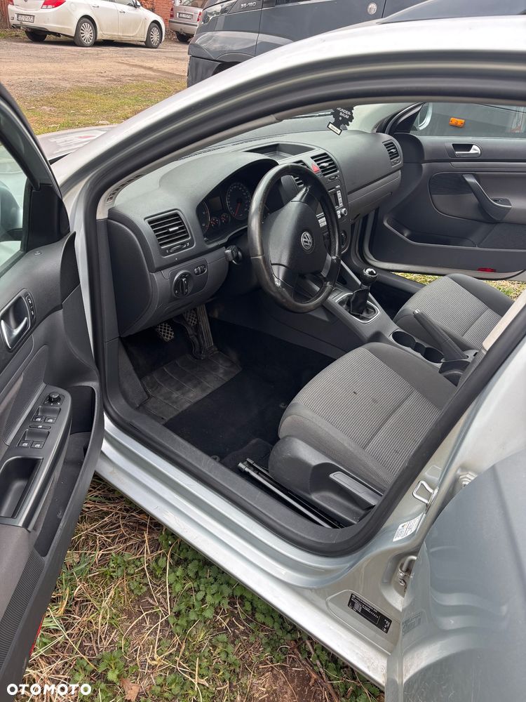 Volkswagen Golf 1.9 TDI Trendline - 4