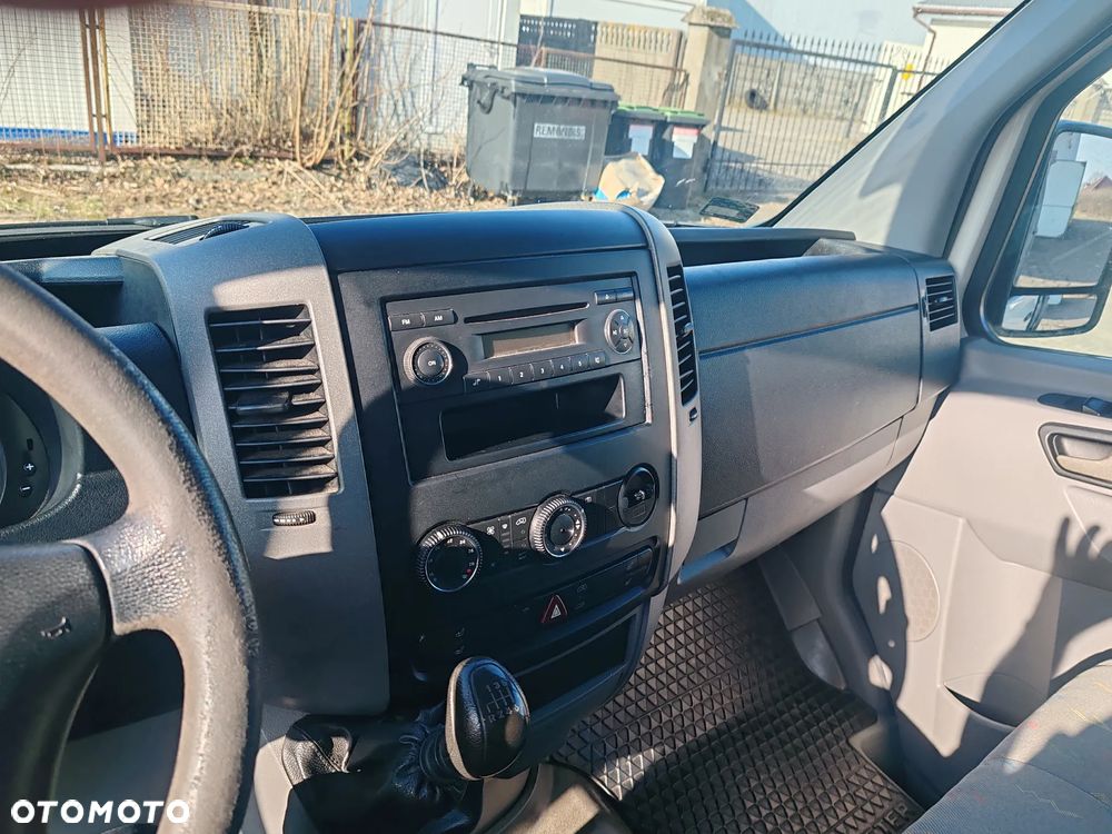 Volkswagen Crafter - 9