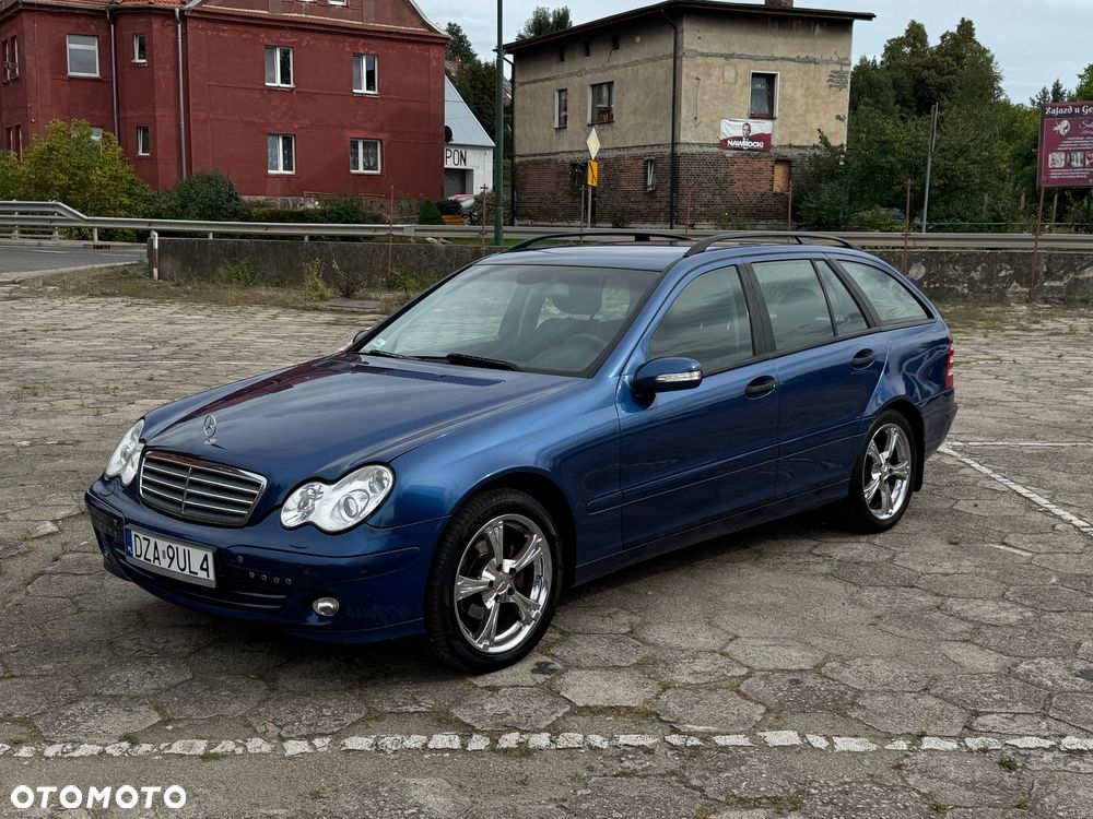 Mercedes-Benz Klasa C 220 CDI Automatik Avantgarde - 4