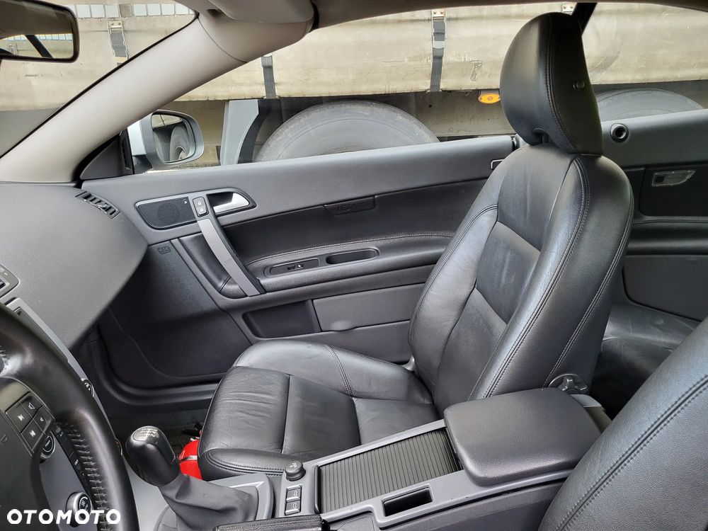 Volvo C70 2.0D Momentum - 29